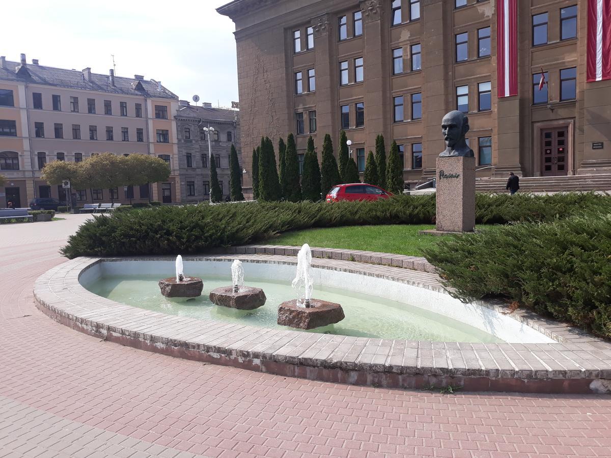 Town Center Studio Apartment Daugavpils Buitenkant foto